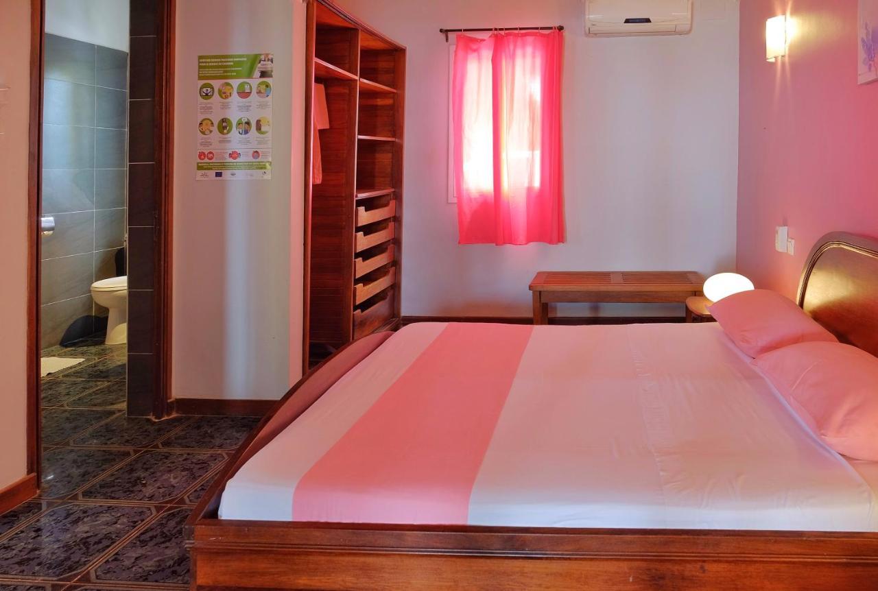 Hotel Villa Les Orchidees Ambatoloaka  Kültér fotó