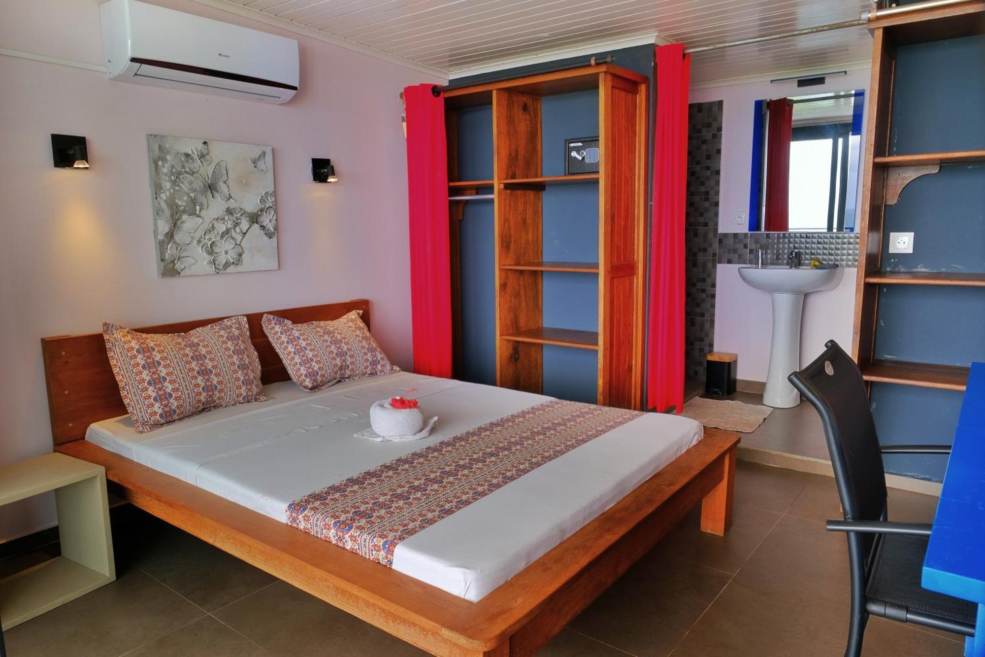 Hotel Villa Les Orchidees Ambatoloaka  Kültér fotó